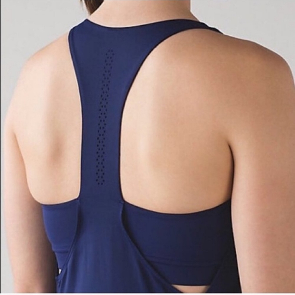 Lululemon Hit It Tank in Emperor blue size 4
